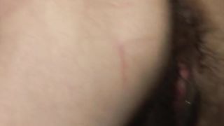 Старая баба играет с дилдо и трахается с мужчиной в тренажерном зале